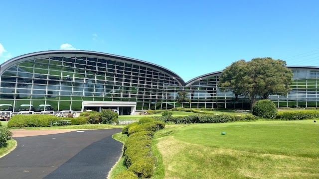 九州ゴルフ倶楽部　八幡コース - Photo 1