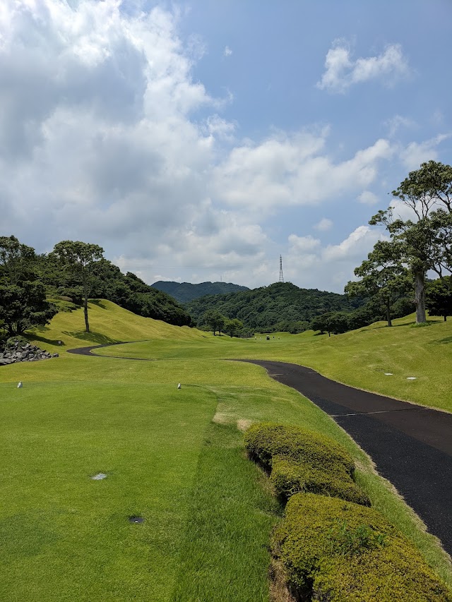 九州ゴルフ倶楽部　八幡コース - Photo 4