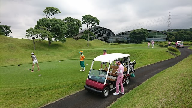 九州ゴルフ倶楽部　八幡コース - Photo 7