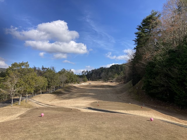 メイプルヒルズゴルフ倶楽部 - Photo 2