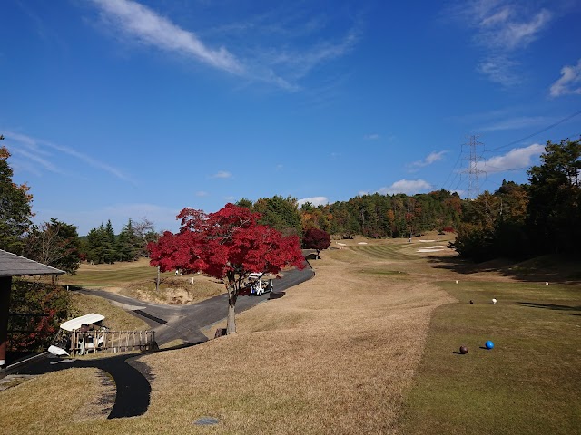 メイプルヒルズゴルフ倶楽部 - Photo 1