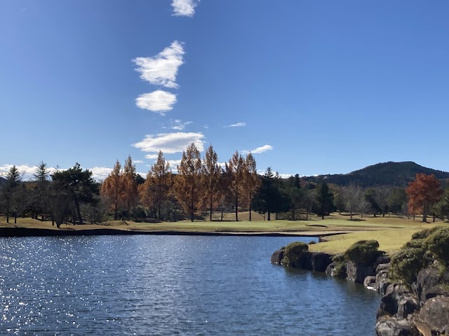 馬頭ゴルフ倶楽部 - Photo 3