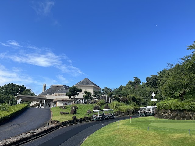 松山国際ゴルフ倶楽部 - Photo 5