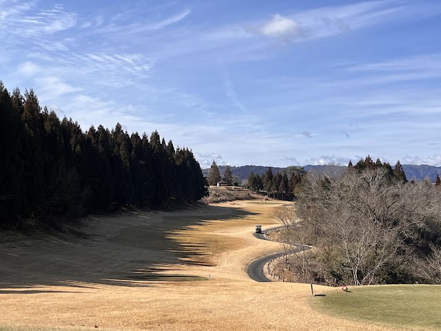 名阪チサンカントリークラブ - Photo 3