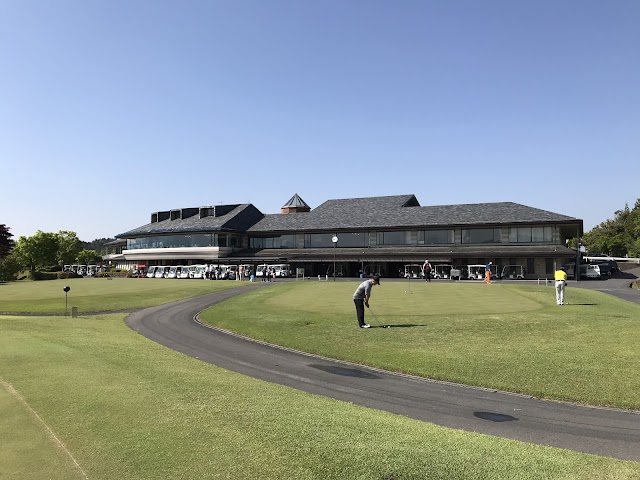 明智ゴルフ倶楽部　ひるかわゴルフ場 - Photo 1