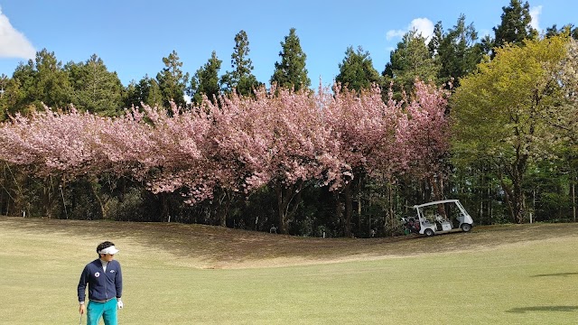 新潟ゴルフ倶楽部 - Photo 3