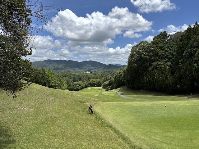 岡山カントリークラブ　桃の郷コース - Photo 8