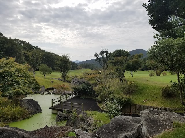 鬼ノ城ゴルフ倶楽部 - Photo 3