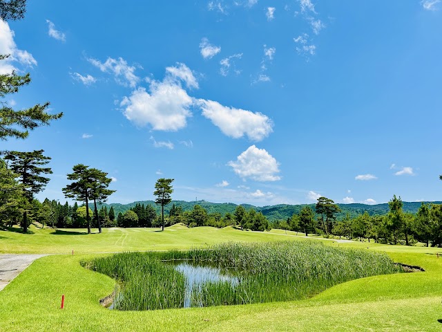 尾道ゴルフ倶楽部 - Photo 7
