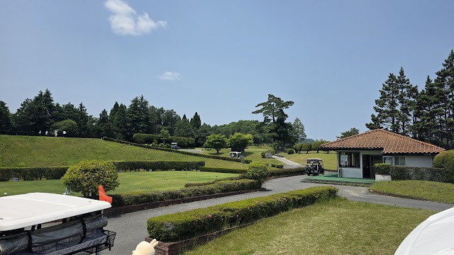 尾道ゴルフ倶楽部 - Photo 4