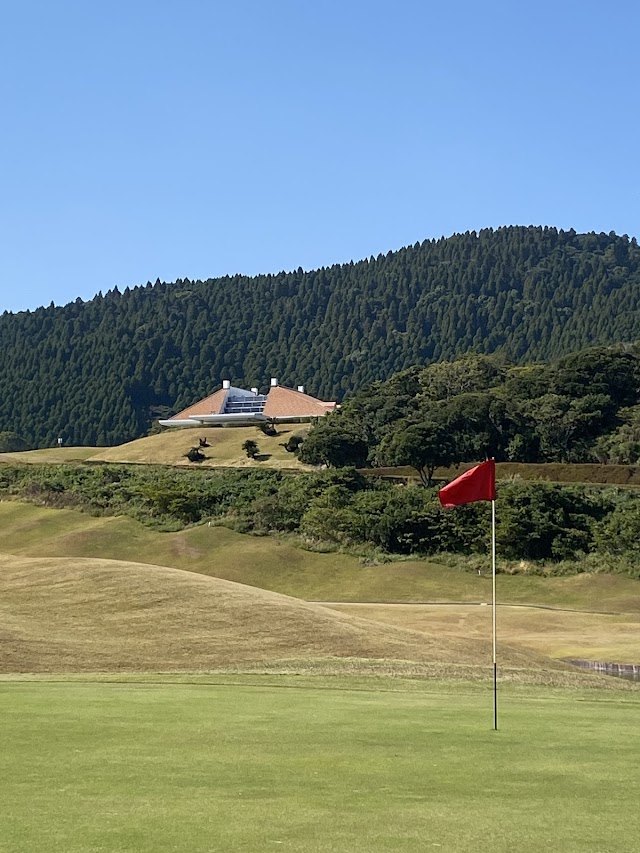 青島ゴルフ倶楽部 - Photo 3