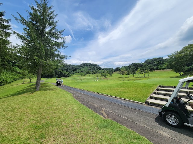 利府ゴルフ倶楽部 - Photo 3