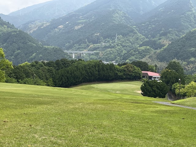 西条ゴルフ倶楽部 - Photo 2