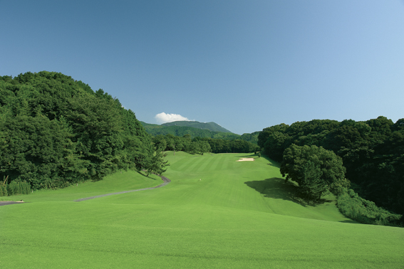 佐世保国際カントリー倶楽部 - Photo 1