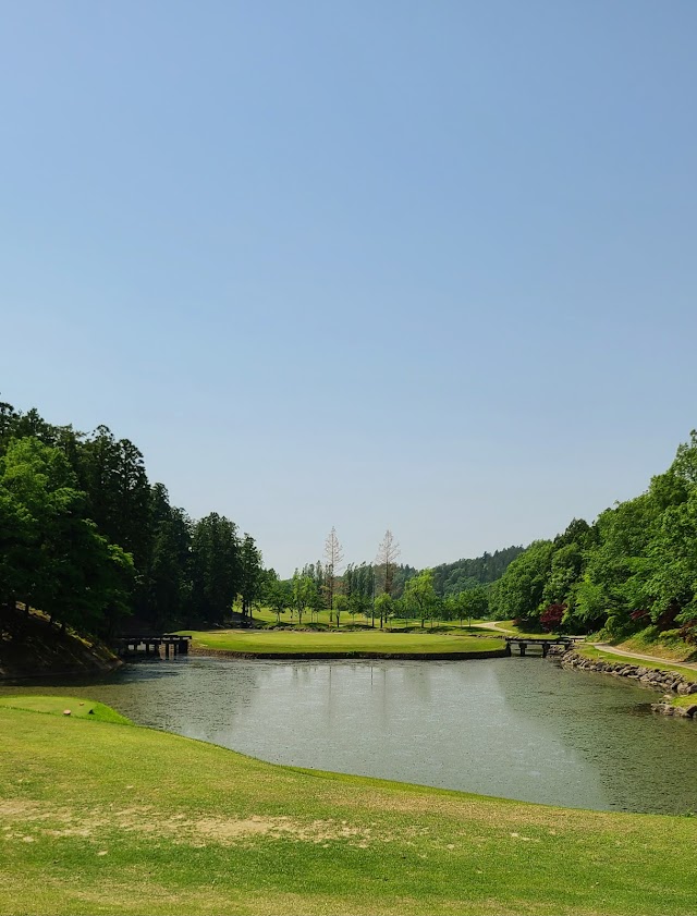 新発田城カントリー倶楽部 - Photo 3