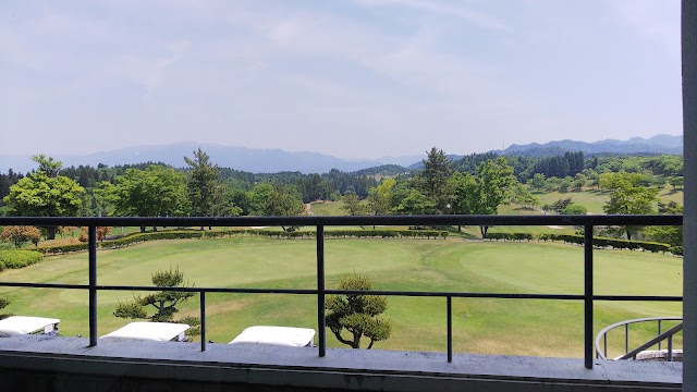 新発田城カントリー倶楽部 - Photo 2