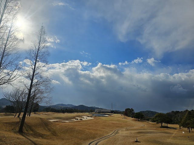 下関ゴールデンゴルフクラブ - Photo 4