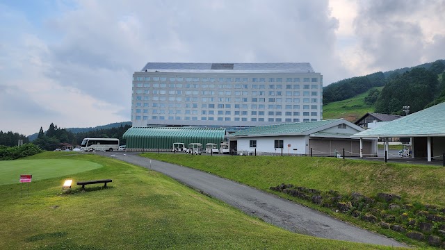 雫石ゴルフ場 - Photo 3