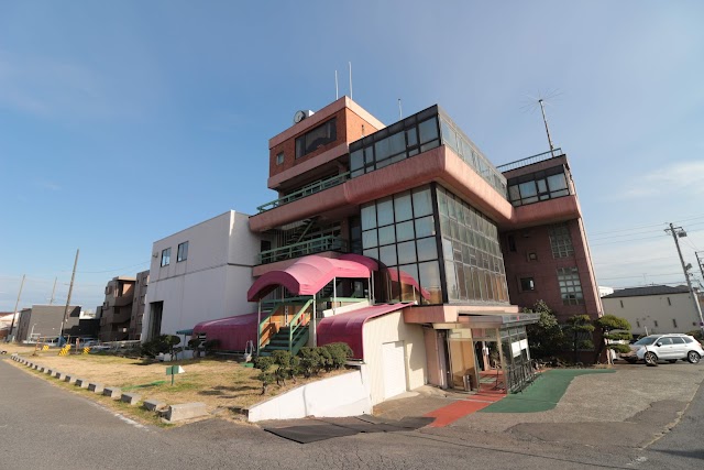 庄内川ゴルフ倶楽部 - Photo 3