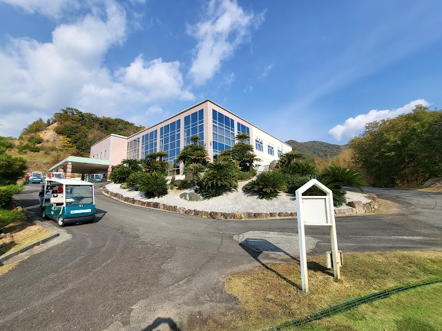 タカガワ西徳島ゴルフ倶楽部 - Photo 2
