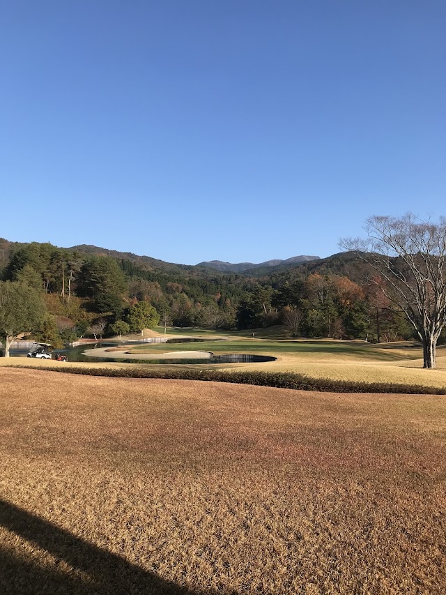 鷹の巣ゴルフクラブ - Photo 4