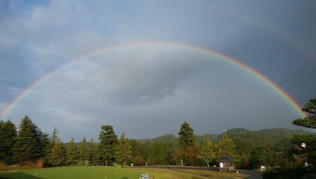 高岡カントリー倶楽部 - Photo 2
