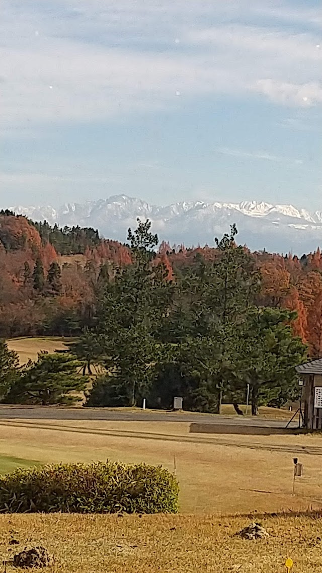 高岡カントリー倶楽部 - Photo 1