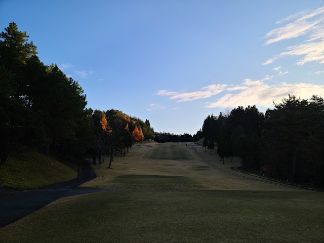 高槻カントリー倶楽部 - Photo 3