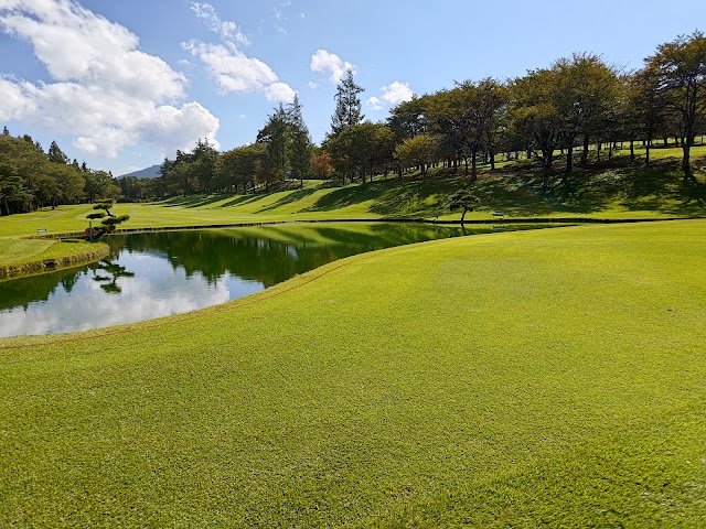 高山ゴルフ倶楽部 - Photo 2