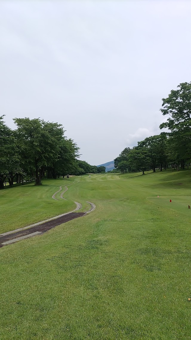 高山ゴルフ倶楽部 - Photo 1
