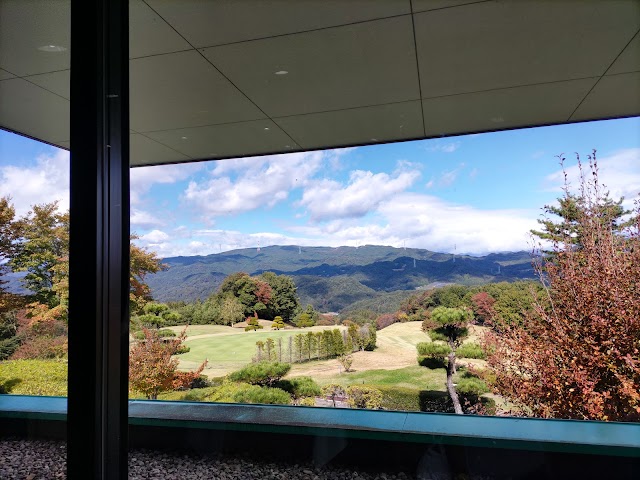 高山ゴルフ倶楽部 - Photo 3
