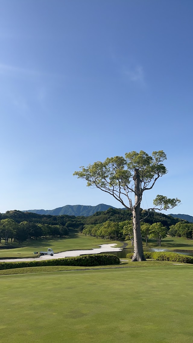 ザ・クイーンズヒルゴルフクラブ - Photo 2