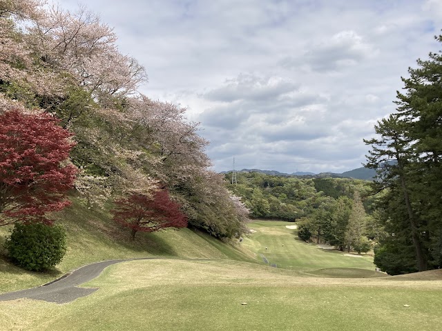 東海カントリークラブ　豊川コース - Photo 3