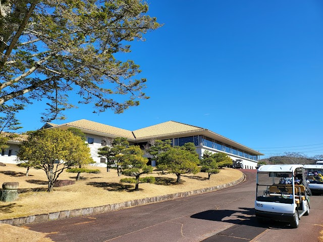 東名古屋カントリークラブ - Photo 1