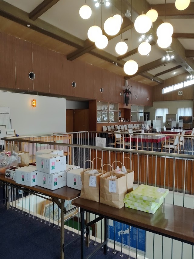 宇和島カントリー倶楽部 - Photo 2