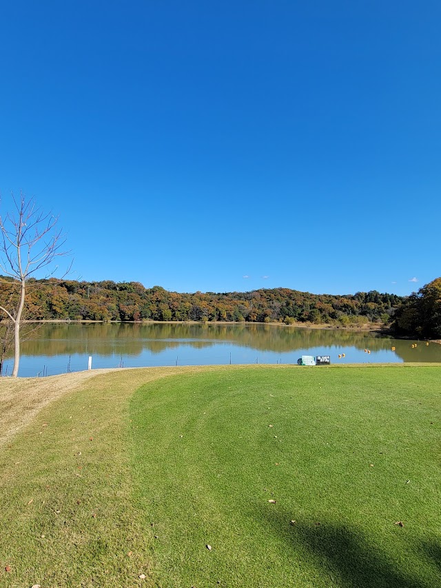ウッドフレンズ森林公園ゴルフ場 - Photo 2