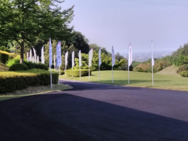 八尾カントリークラブ - Photo 3