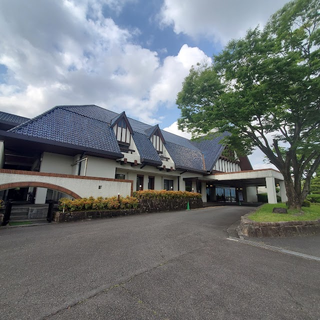 四日市カンツリー倶楽部 - Photo 1