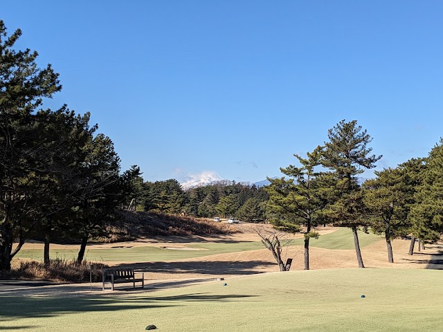 横浜カントリークラブ - Photo 8