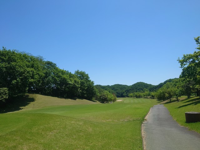 吉井南陽台ゴルフコース - Photo 5