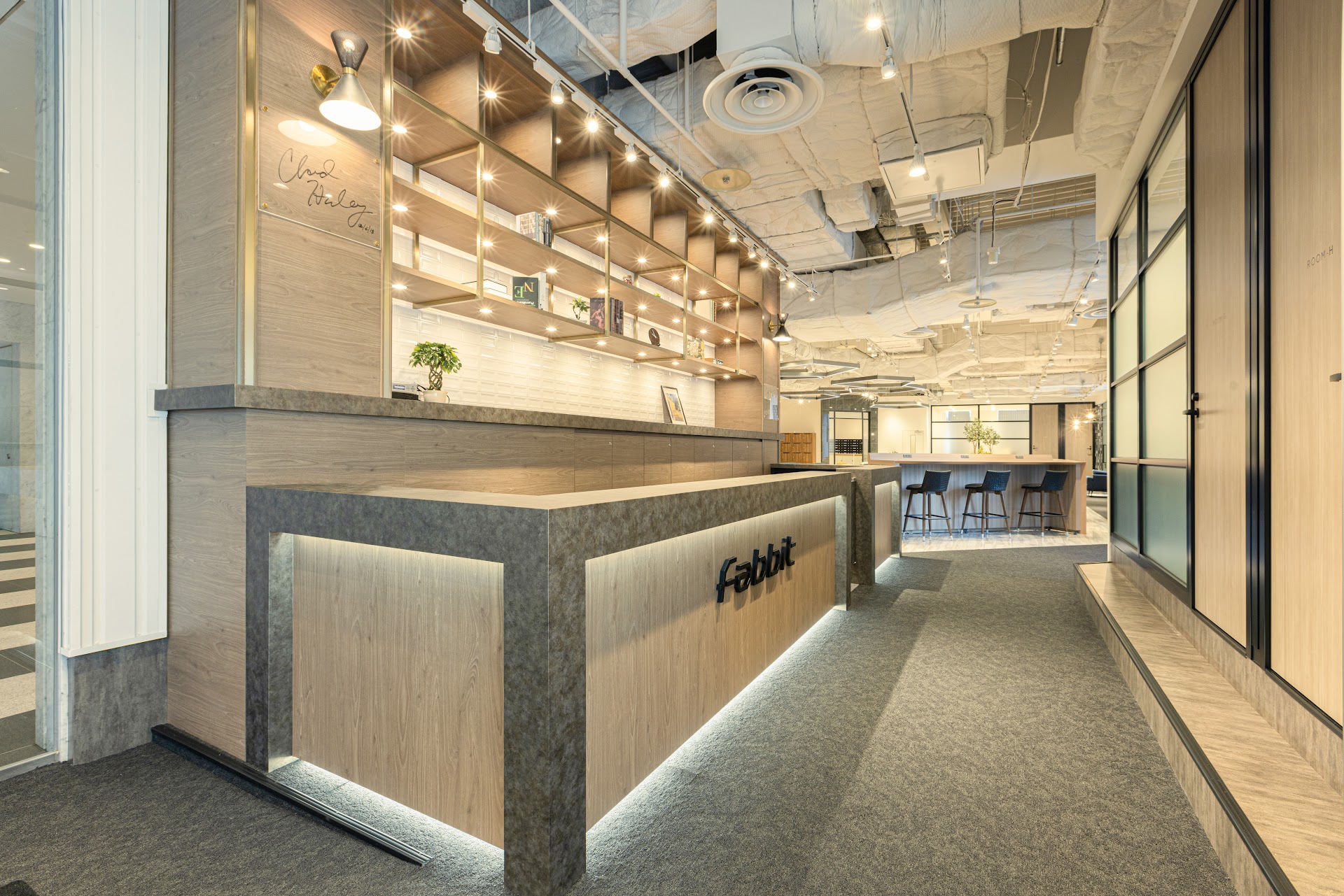 fabbit GG Acros Fukuoka