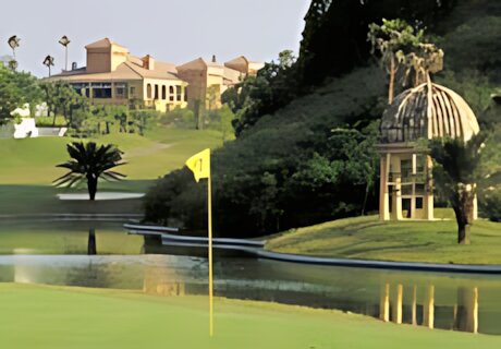 La Vista Golf Resort