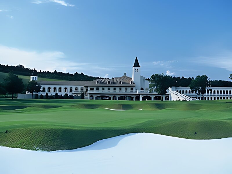 Segovia Golf Club in Chiyoda