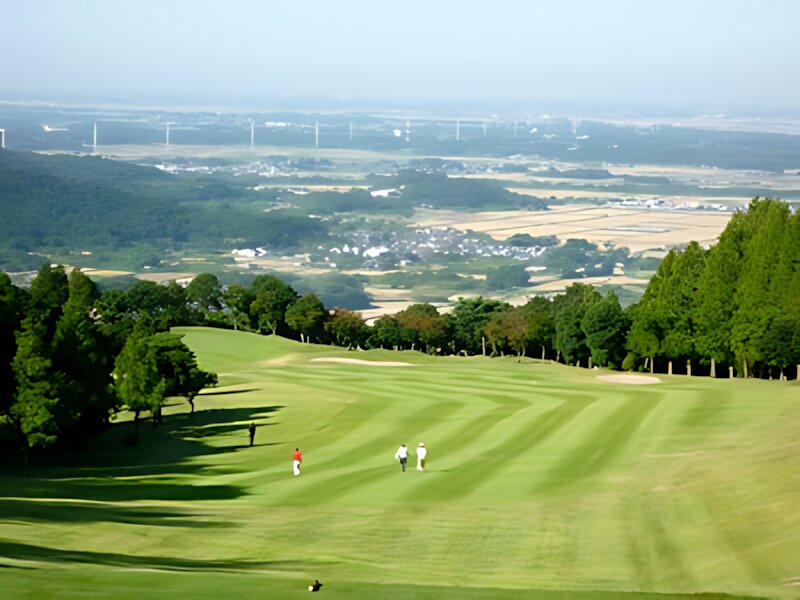 Tsukubane Country Club