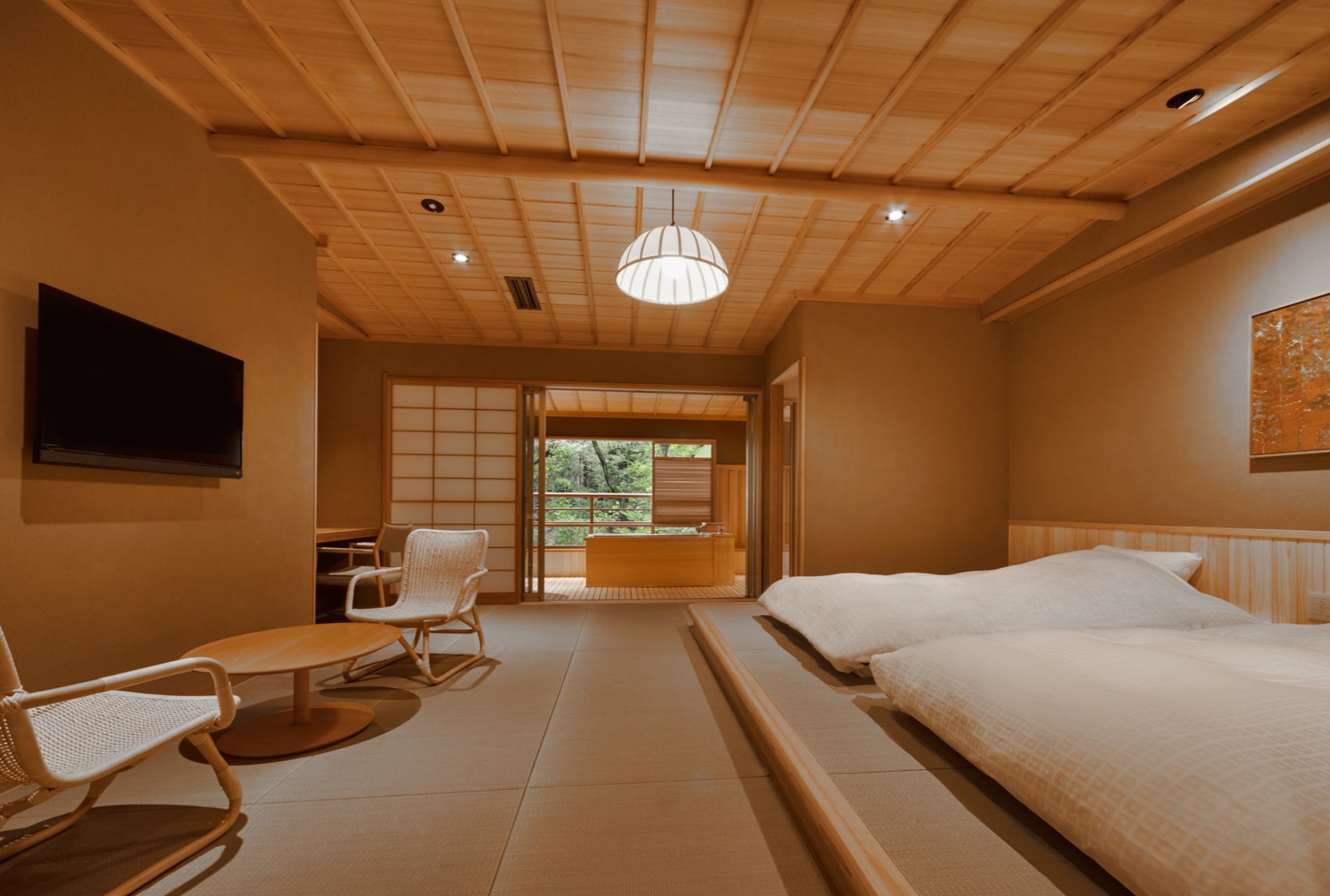 Araya Totoan — hotel-room-interior 1