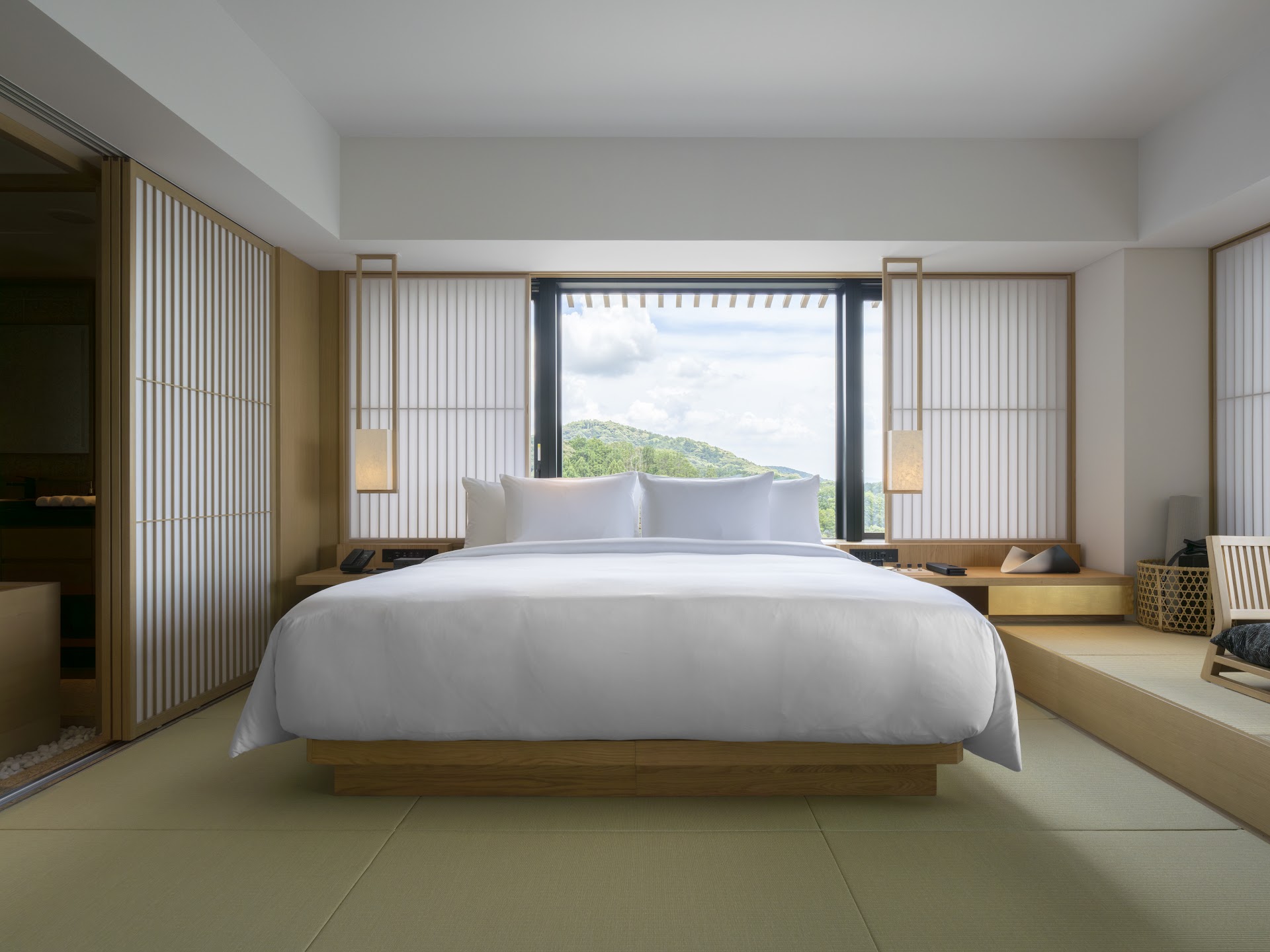 Banyan Tree Higashiyama Kyoto — hotel-room-interior 1