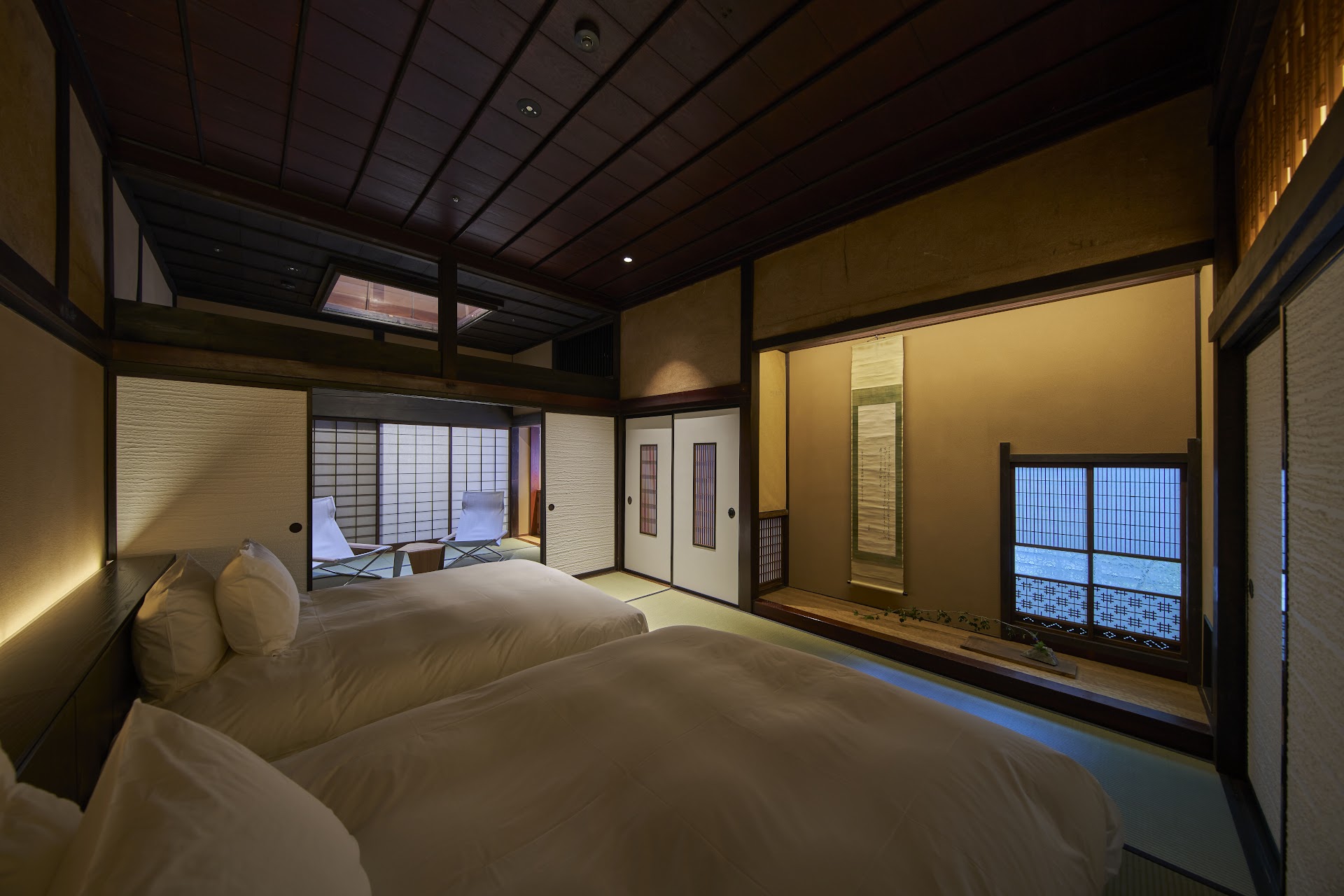 BYAKU Narai — hotel-room-interior 1