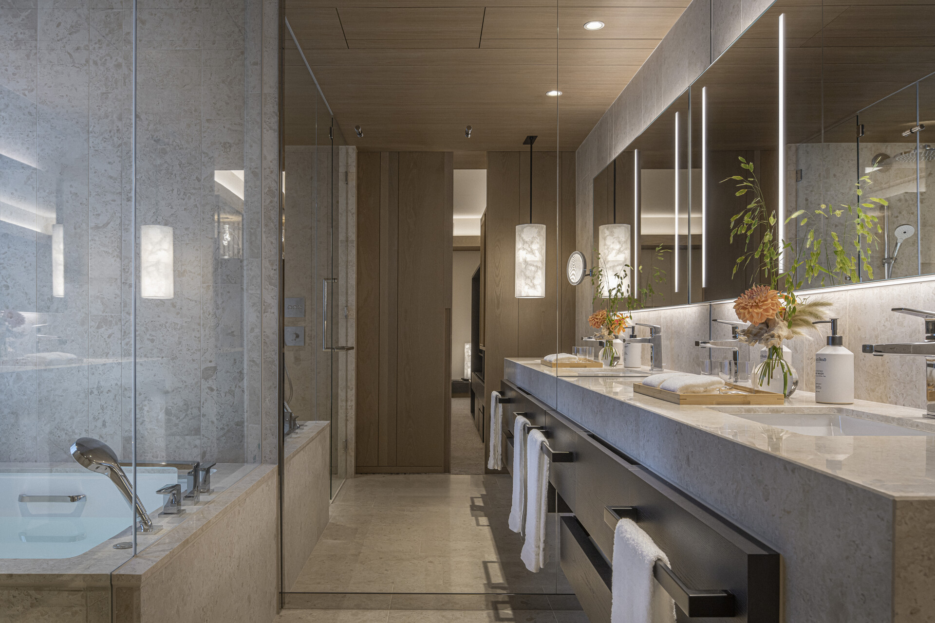 Four Seasons Hotel Osaka — hotel-room-interior 2