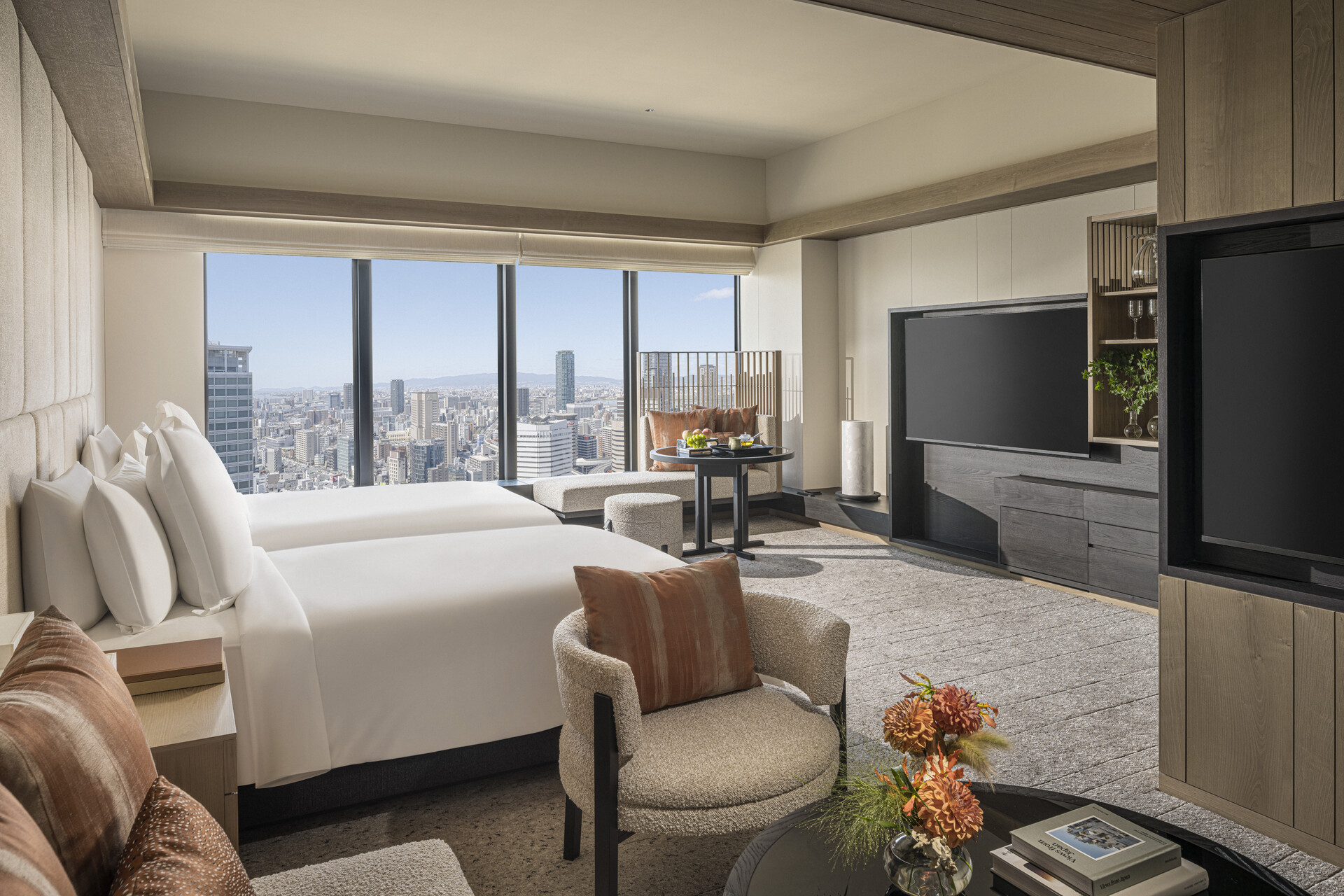Four Seasons Hotel Osaka — hotel-room-interior 3