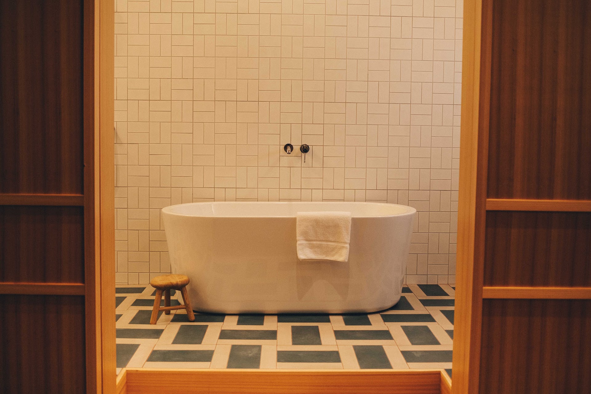 K5 — hotel-room-interior 2